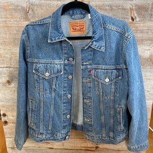 Levi’s Strauss denim Jacket blue jeans size medium